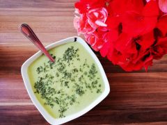 Pürierte Erbsensuppe